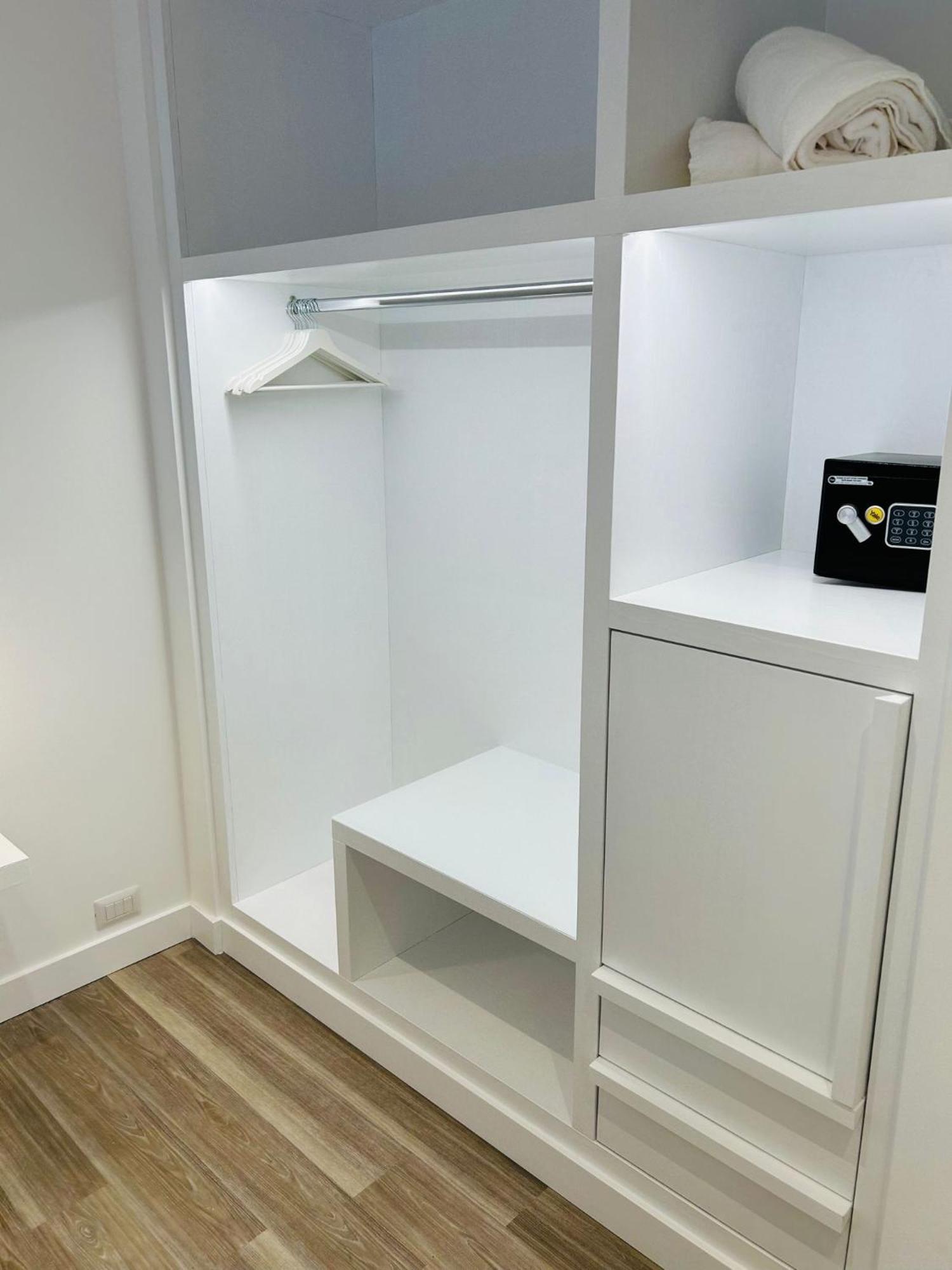 Deluxe Double or Twin Room Sea View