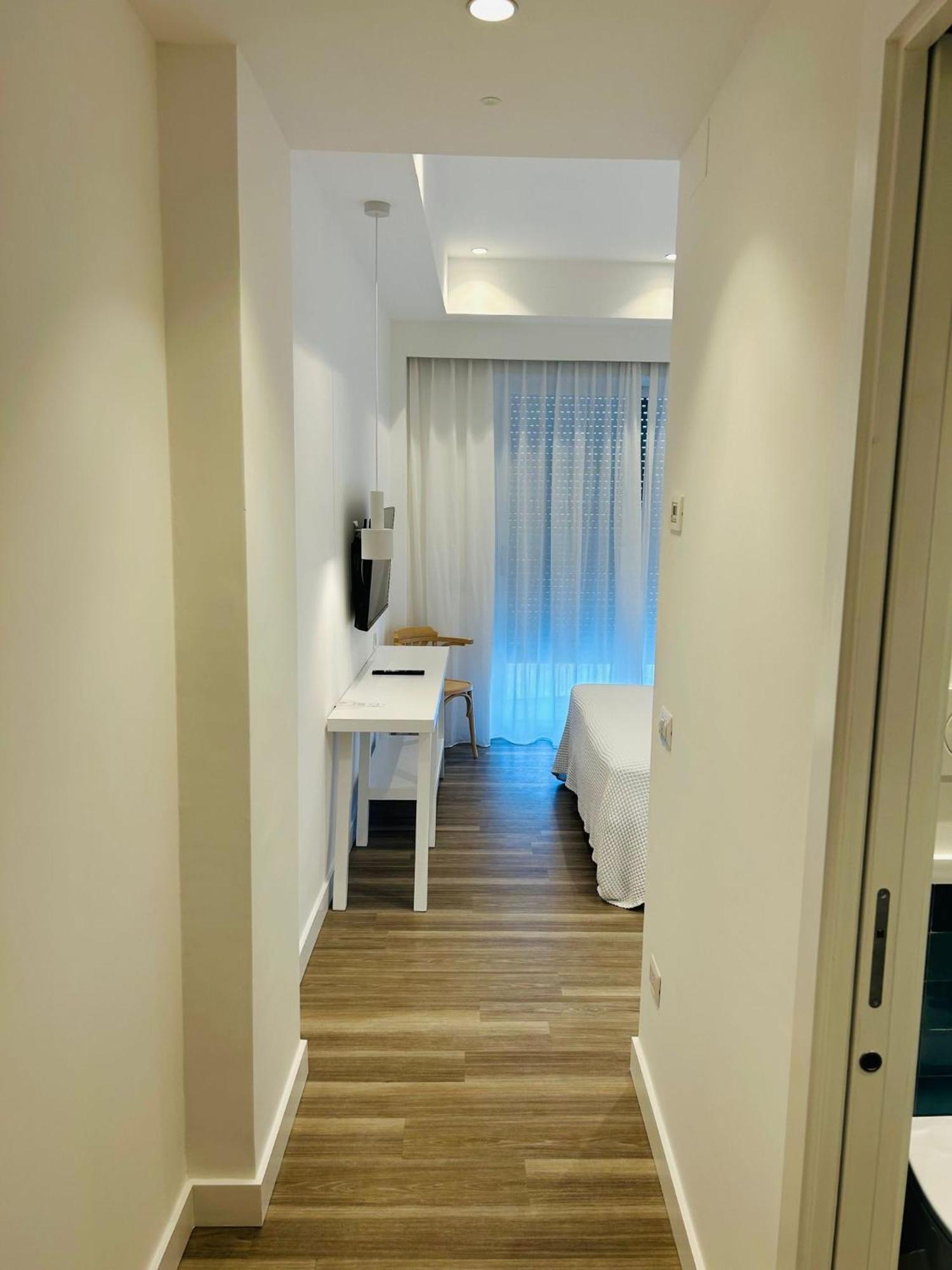 Deluxe Double or Twin Room Sea View